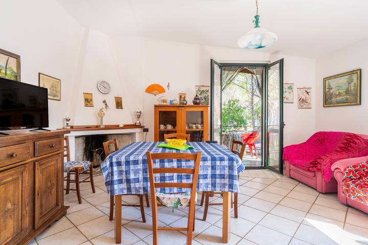 Ferienhaus für 4 Personen, mit Balkon und Garten