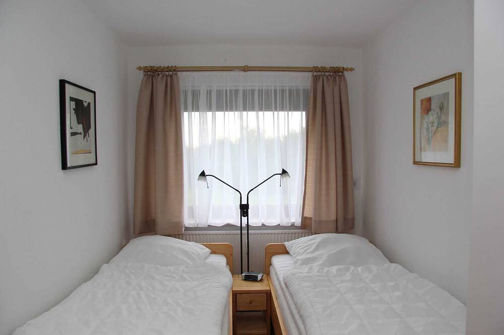 Ganze Wohnung, Fewo Nordseewind 100m bis zur Nordsee - Ferienwohnung Nordseewind in Strandnähe in Friedrichskoog-Spitze, Friedrichskoog