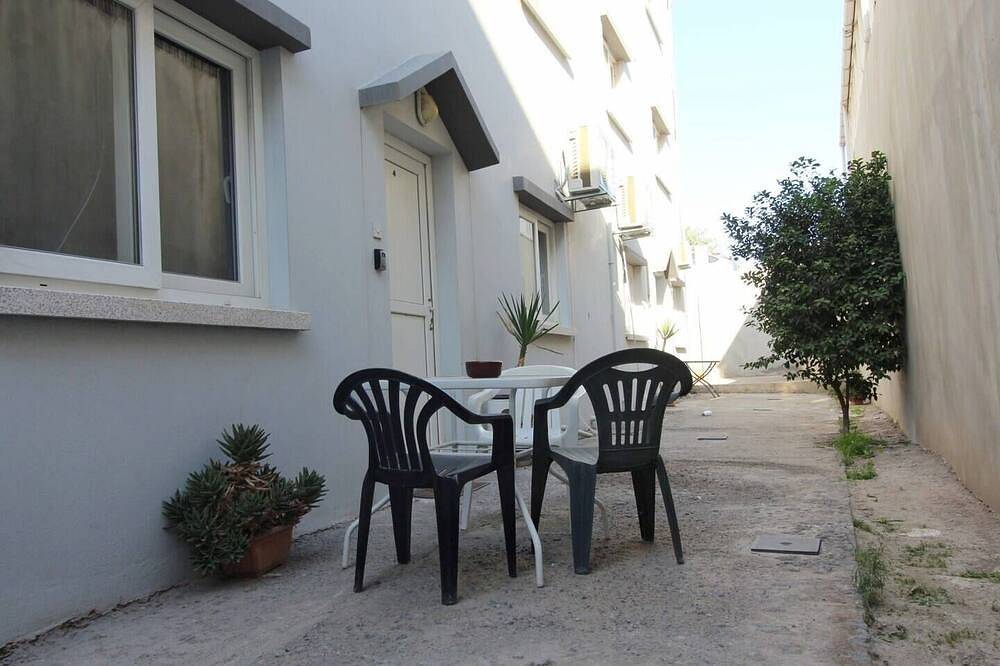 Entire apartment, Jeff's 2 Bed Apartment - Clean, Central & Modern in Famagusta, Northern Cyprus
