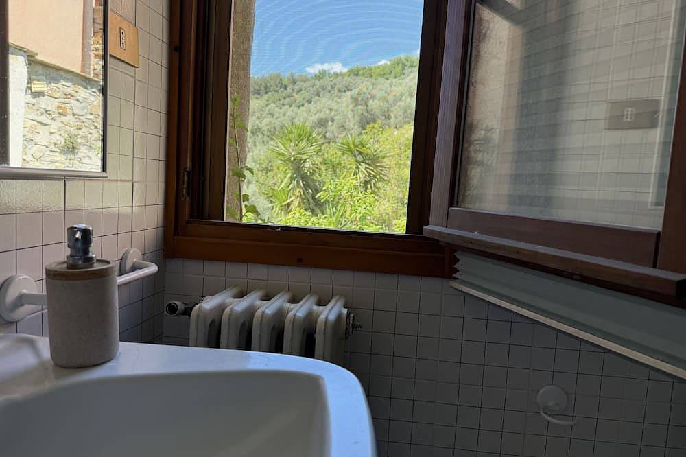 Ganze Wohnung, Terrazza sul Paradiso in Montegrazie, Imperia