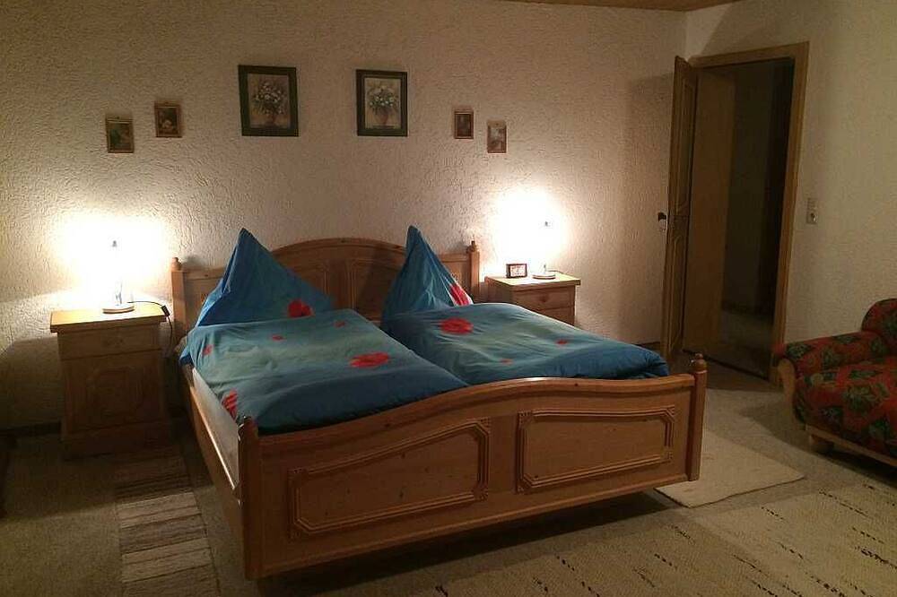 Apartamento entero, Ferienwohnung 85qm, Balkon, Küche, 2 Schlafzimmer, Wohnzimmer, max 6 P in Ruhpolding, Alpes Bávaros
