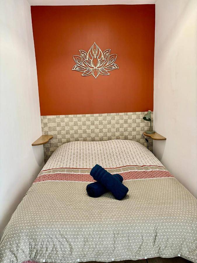 Gîte pour 4 personnes, avec jardin ainsi que terrasse et piscine, animaux acceptés à Cérans-Foulletourte - 3