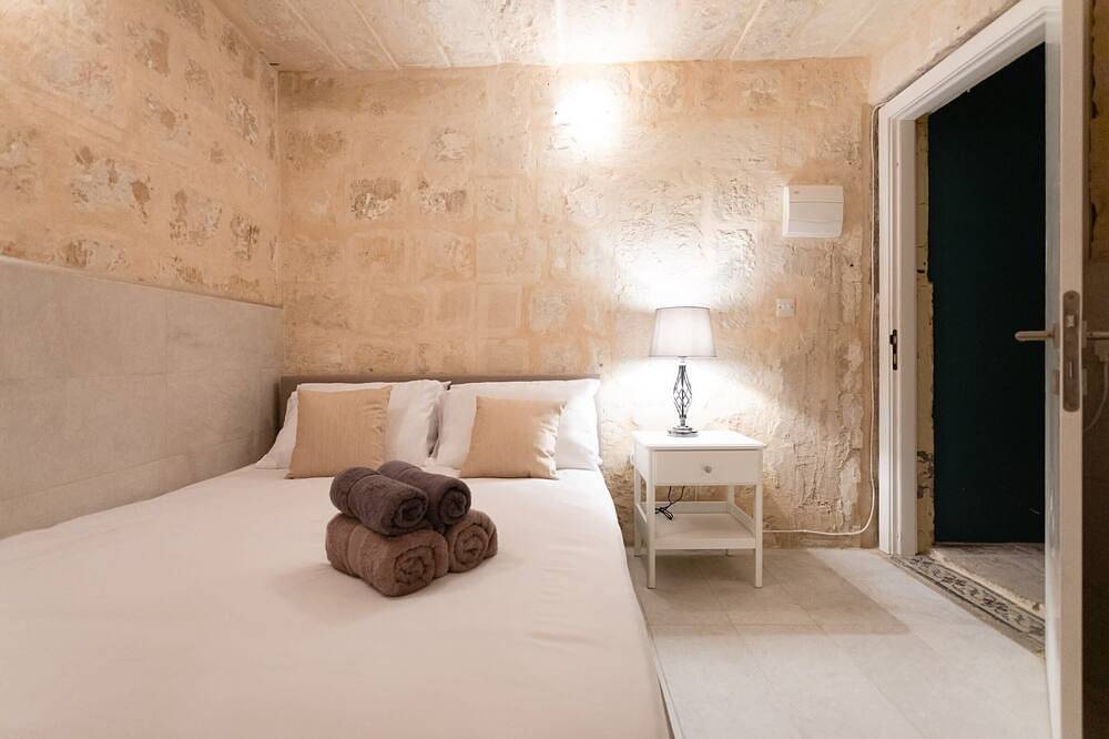 Ganze Wohnung, Charming 2Br In the Heart of Historic Valletta in Valletta, Insel Malta