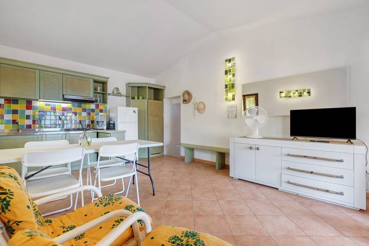 Casa vacanze 'Paraiso' con vista mare, piscina condivisa e terrazza privata in Costa Paradiso, Trinità d'Agultu e Vignola