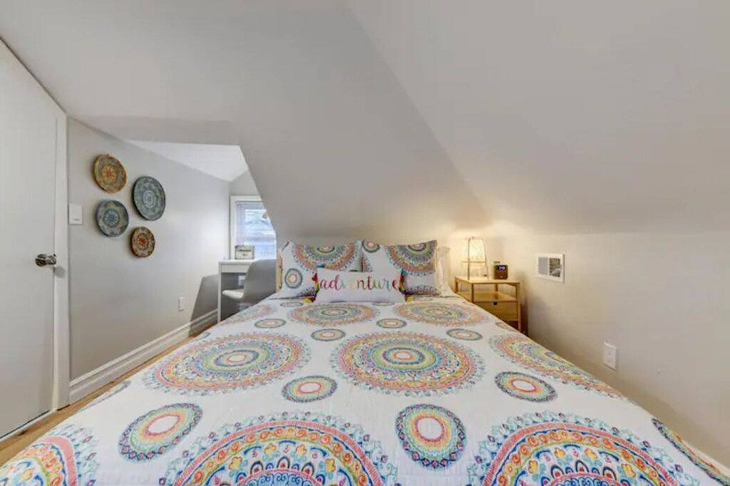 Ganze Wohnung, Geräumiges 2 Br Central Princeton Haus mit Parkplatz in Princeton Township, Mercer County