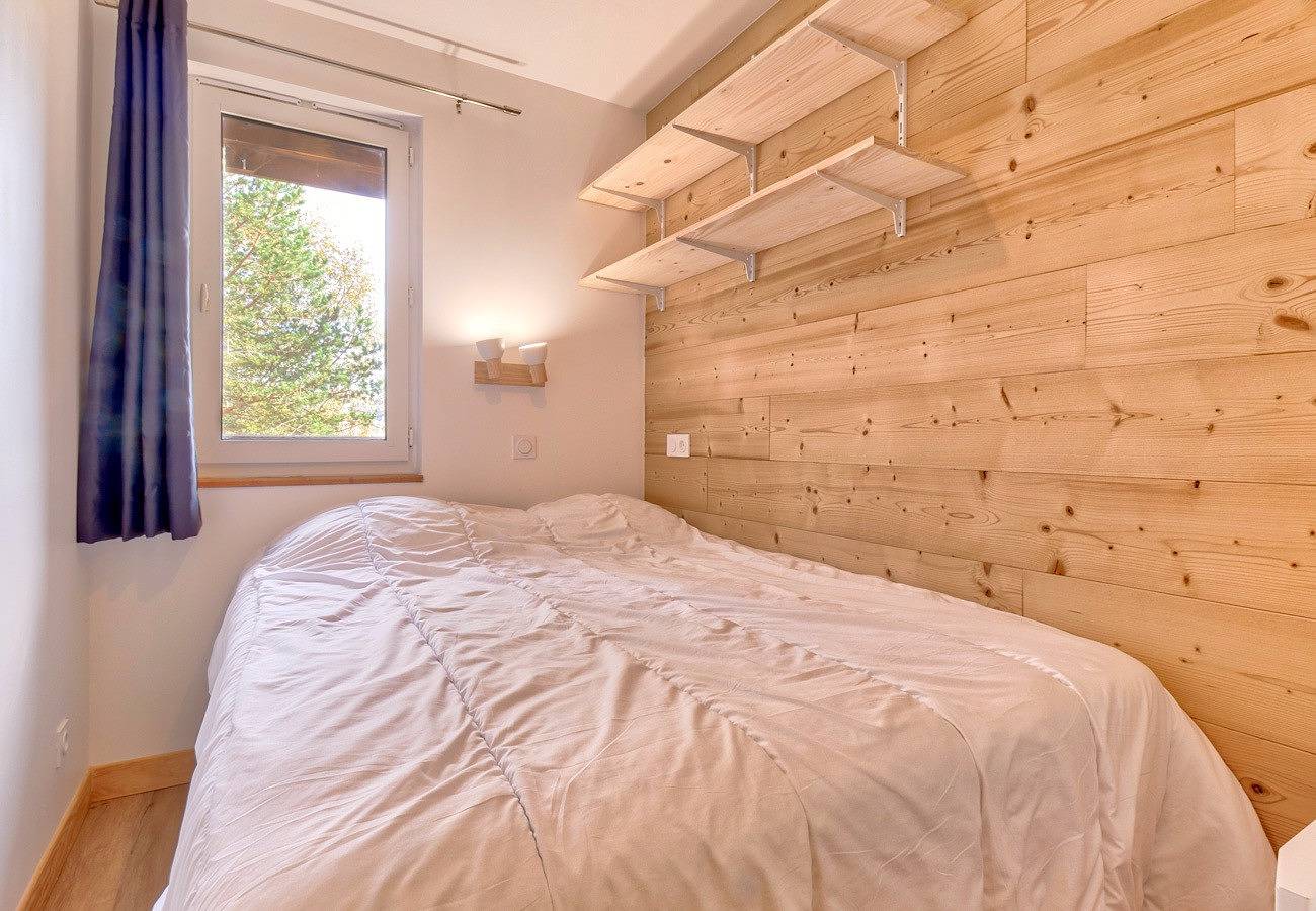 Appartement entier, À 4, découverte de la montagne - 80m des pistes in Génos, Pyrénées