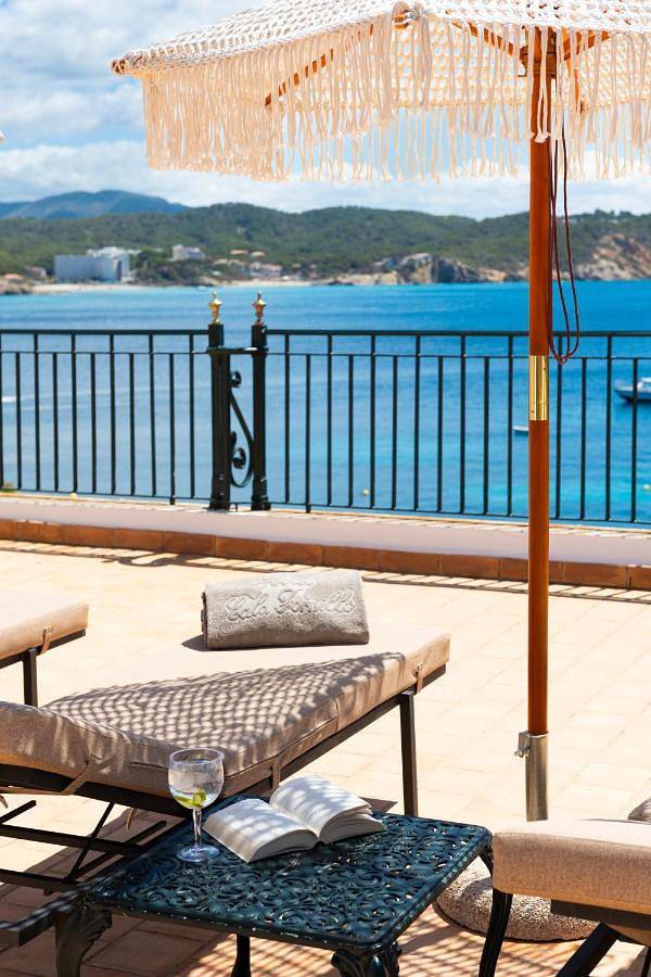 Hotel, mit Balkon und Terrasse sowie Garten und Pool in Cala Fornells - 4