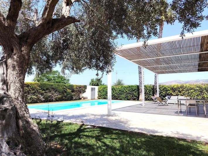 Casa vacanza per 5 persone, con Terrazza e Giardino nonché Piscina a Comiso