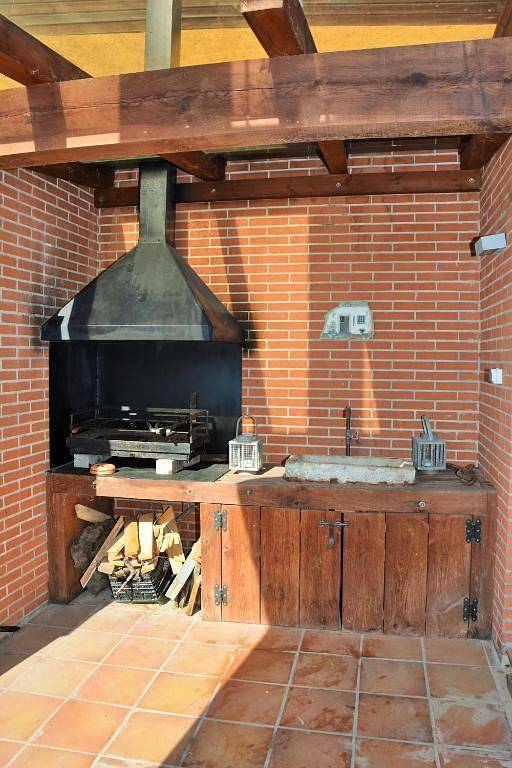 Only a 10-minute drive from Sitges. Villa Maria. High Comodity  Nice outdoor Area Very Calm Area in Sant Pere de Ribes, Garraf