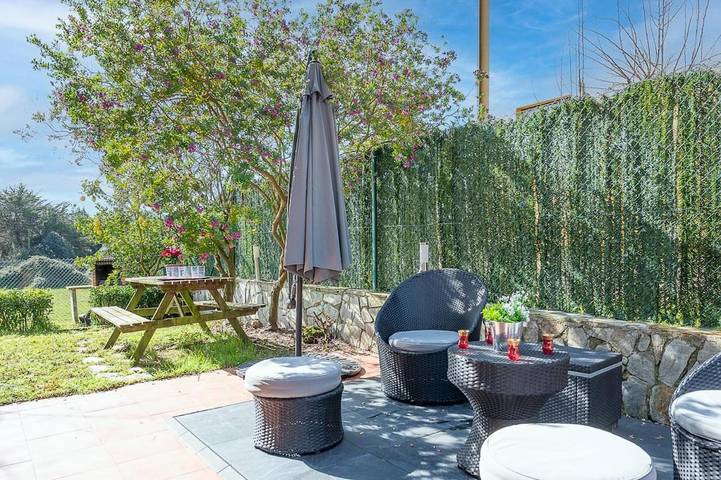 Apartamento para 7 personas, con jardín en Argoños