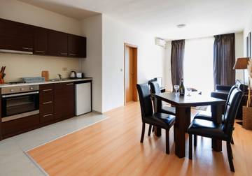 Vacation Rental for 4 Guests in Sunny Beach, Burgas Region, Picture 4