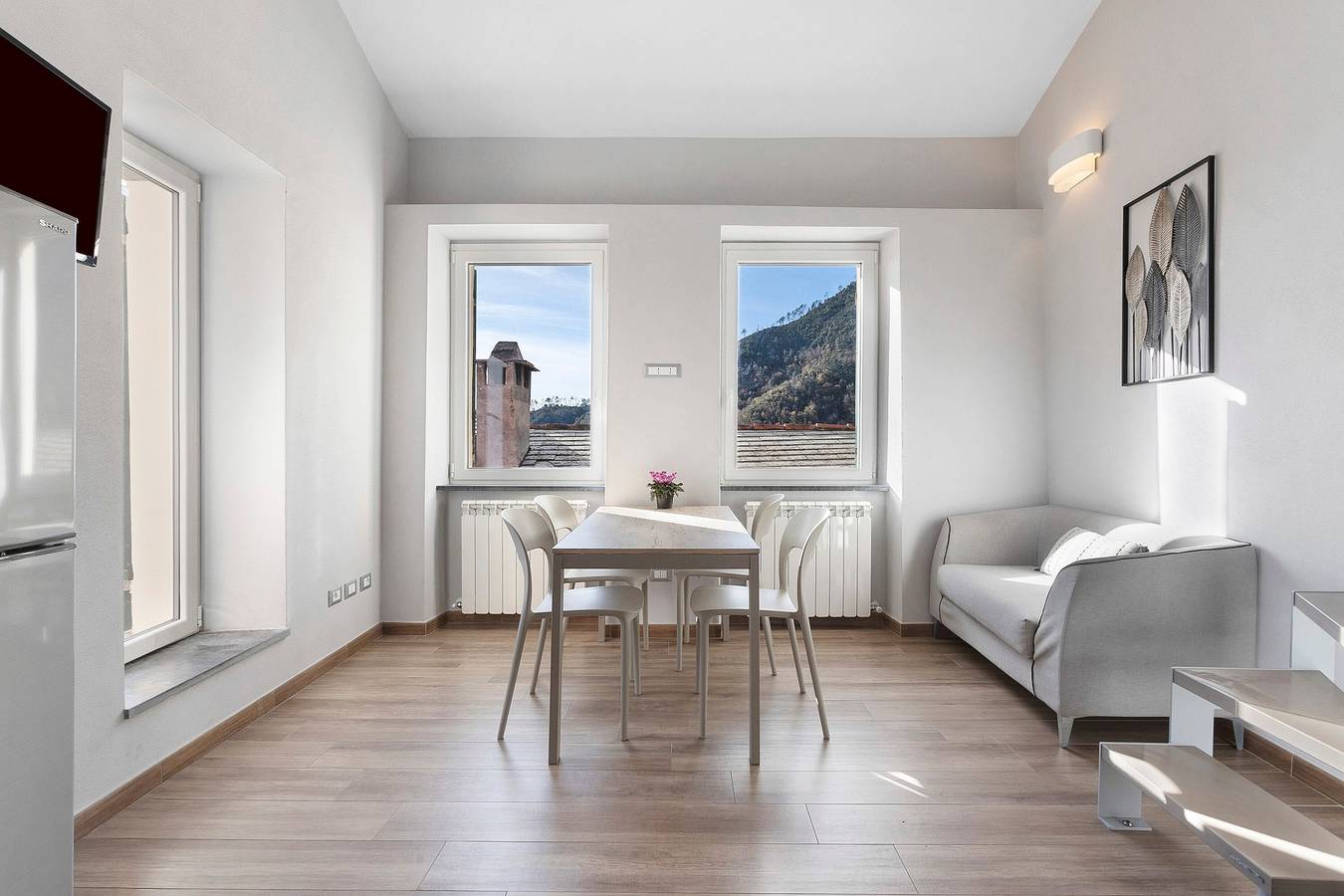Appartamento intero, Appartamento 'Residenza Del Capitano' con vista sulle montagne, Wi-Fi e aria condizionata in Lavaggiorosso, Comune di Levanto