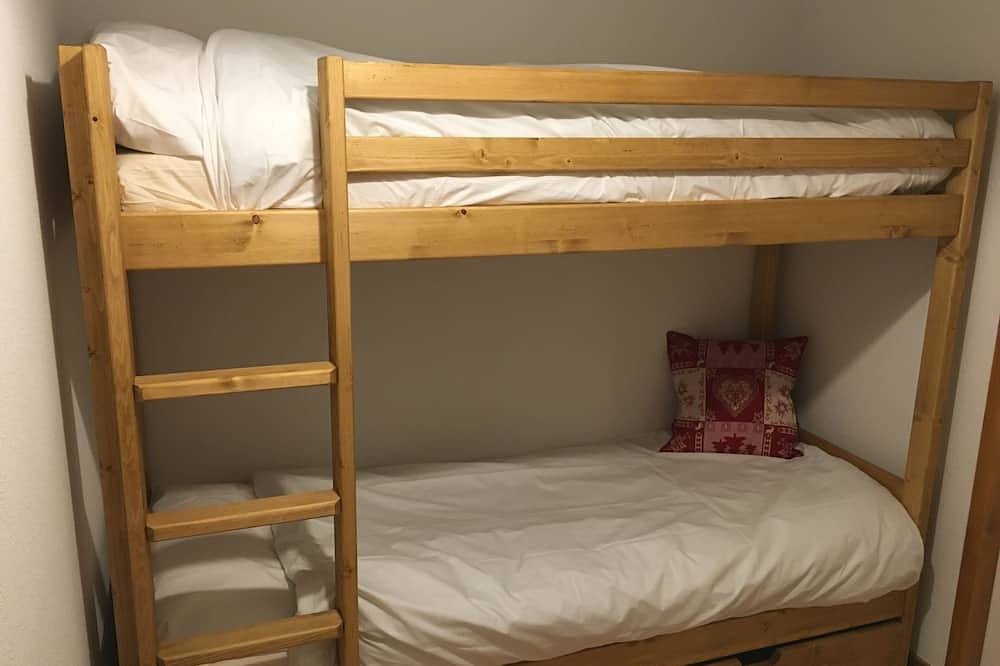 Apartamento entero, Apartamento a estrenar moderno de 3 dormitorios. 3 minutos a pie de los remontes y senderos. in La Chapelle-d'Abondance, Les Portes du Soleil