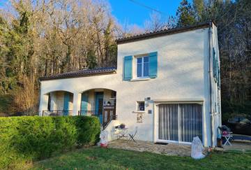 Chambre d’hôte pour 2 personnes, avec vue et jardin à Frayssinet-le-Gélat