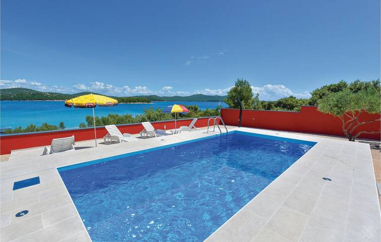 Location de vacances pour 4 personnes, avec terrasse à Tisno - 3