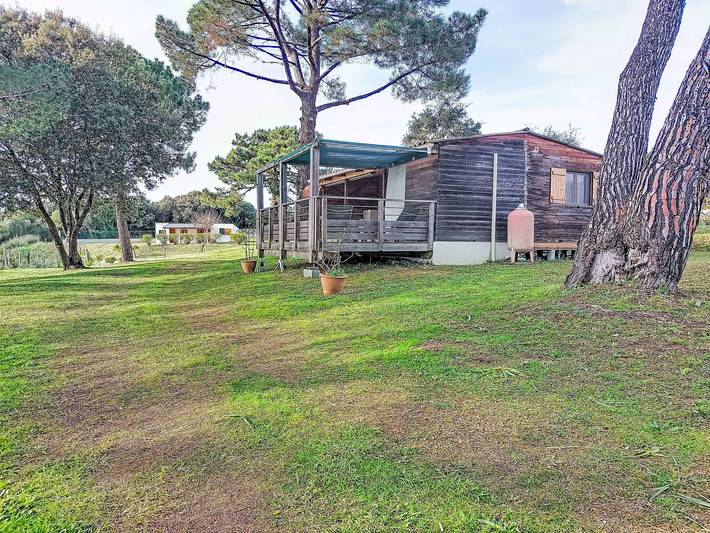 Chalet für 4 Personen, mit Terrasse und Garten auf Korsika