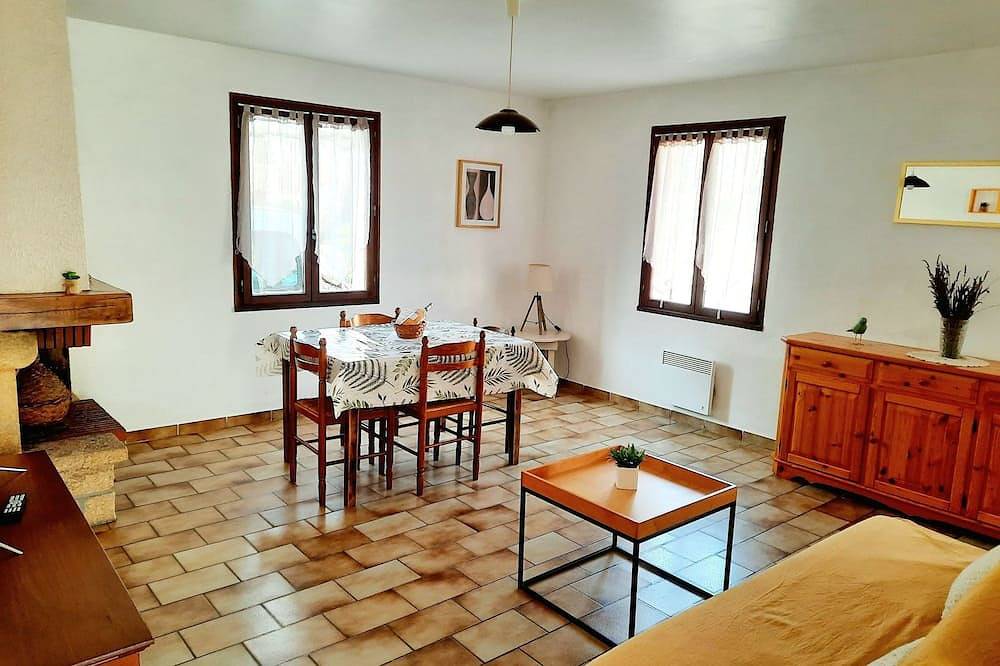 In Balazuc (klassifiziertes Dorf): 4 p gite + Schwimmbad und Fluss! in Balazuc, Ardèche