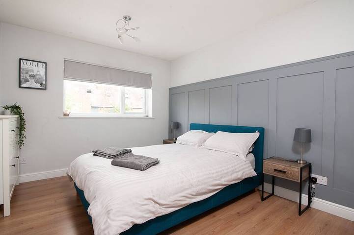 Modern Living in Old Town Stratford-upon-Avon in Stratford upon Avon, Warwickshire