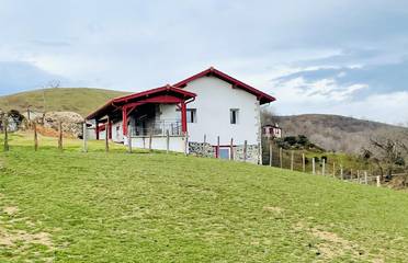 Gîte pour 4 personnes, avec jardin et terrasse, animaux acceptés à Jaxu