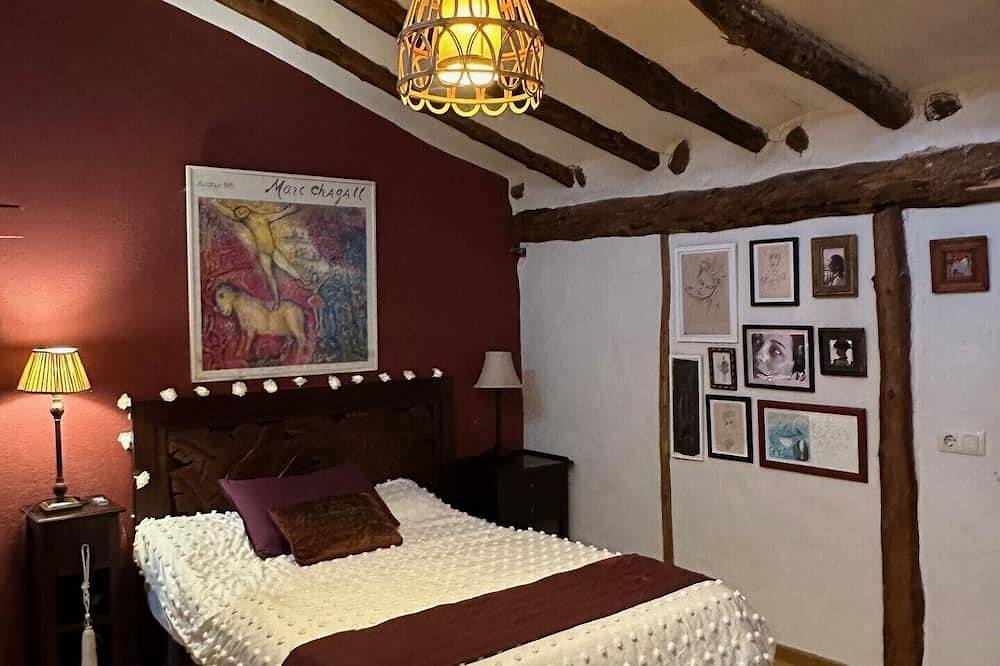 Apartamento entero, Boutique rural entre montañas. Ideal para pasar unos días en calma in Chiva de Morella, Morella