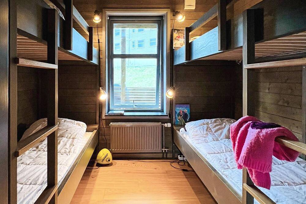 Hel lägenhet, Nice apartment in Sysslebäck with sauna in Branäs, Värmland