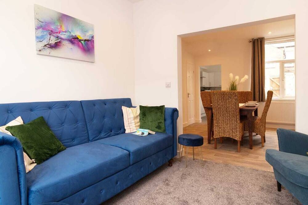 Ganze Wohnung, Studio-Eigenes Badezimmer in St Helens, Nordwestengland