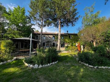 Cottage pour 2 personnes, avec vue et jardin à Trigance