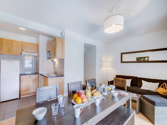 Gîte pour 9 personnes, avec terrasse, adapté aux familles dans Office de Tourisme de Loudenvielle