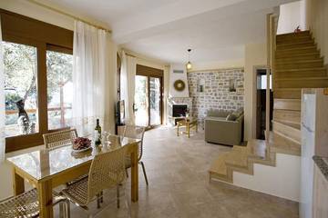 Villa for 4 People in Skiathos, Decentralized Administration of Thessaly - Central Greece, Photo 2