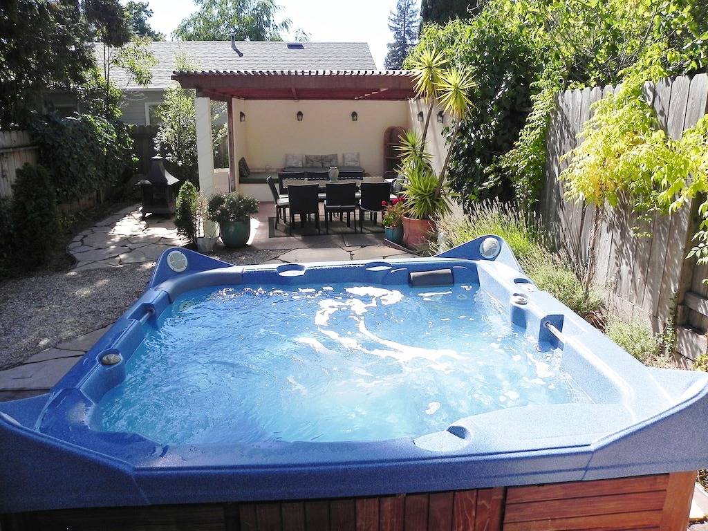 Casa Alta ~ Hot Tub ~ in der Nähe von Oxbow Market & Downtown! in Napa, Napa Valley