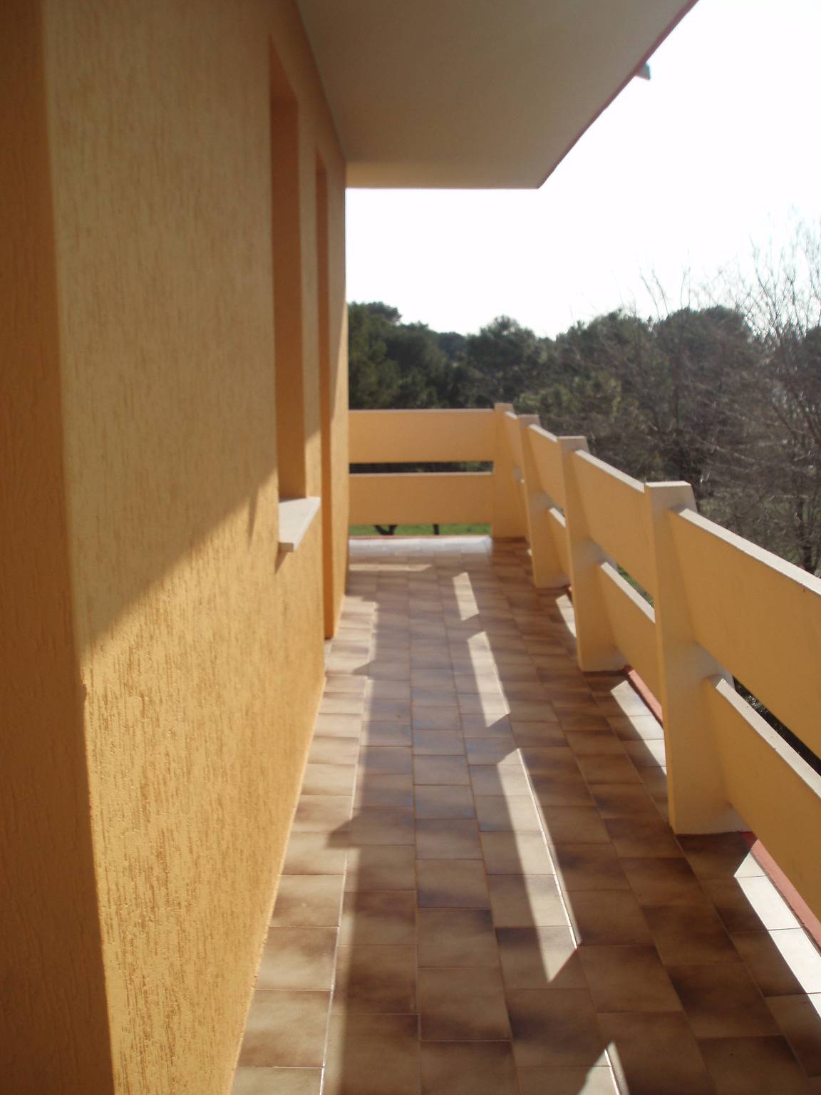 Hel ferielejlighed, Holiday apartment with air conditioning and balcony with sea view  in Bibione, Venice Provinsen