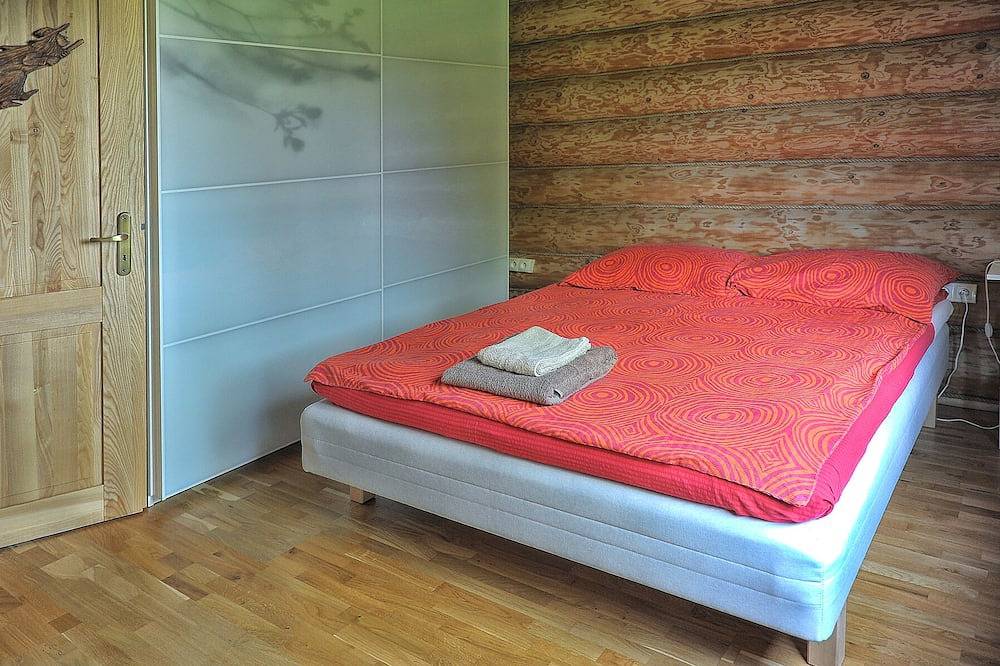 Dom Pod Sosnami in powiat krośnieński