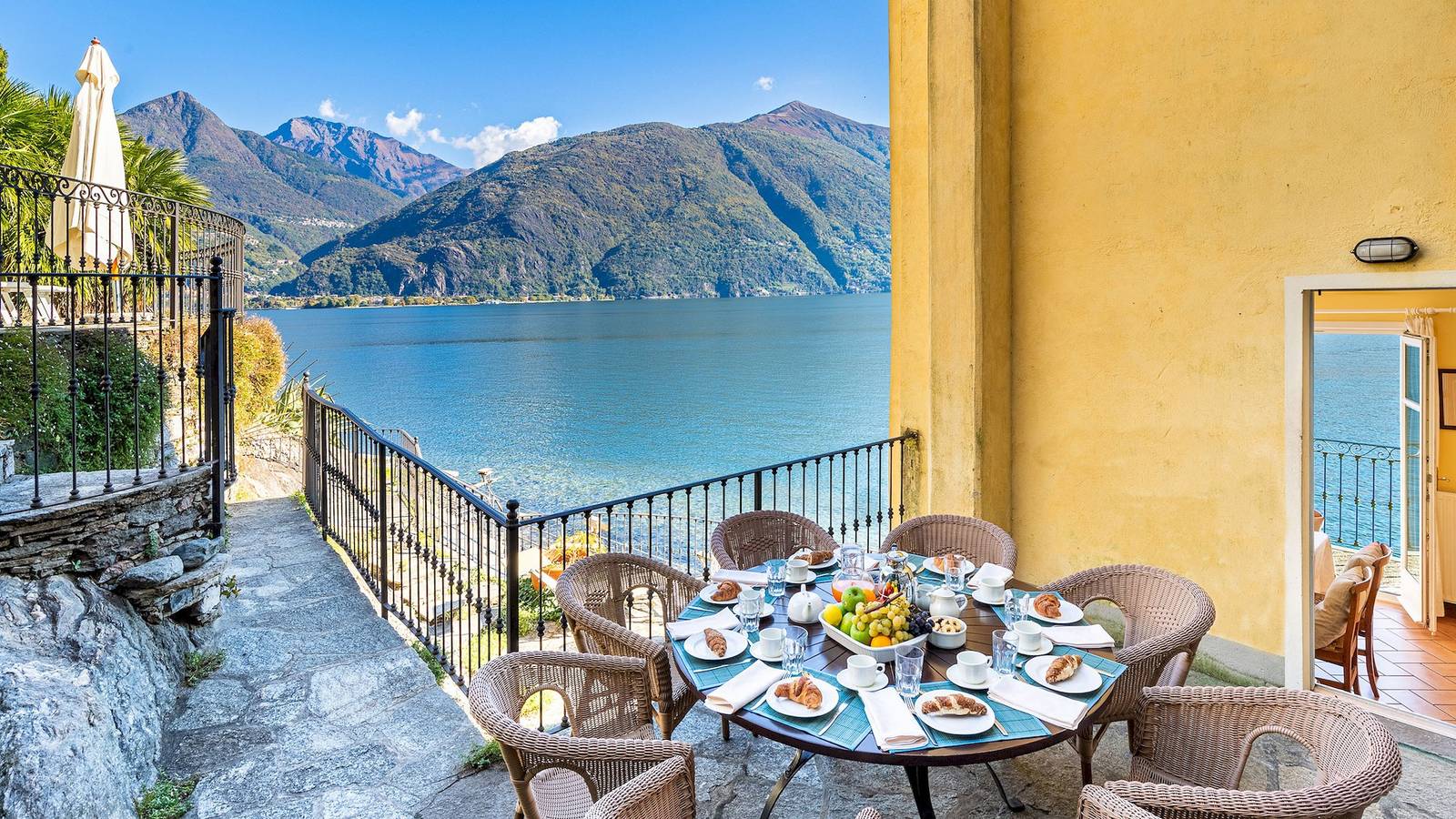 Villa für 8 Personen mit Terrasse in Santa Maria Rezzonico, Comune di San Siro