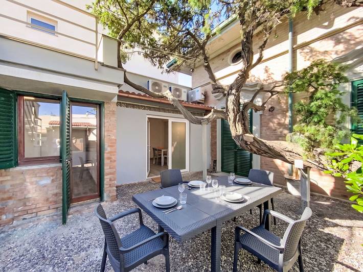 Ferienwohnung für 4 Personen, mit Terrasse in Cecina - 2