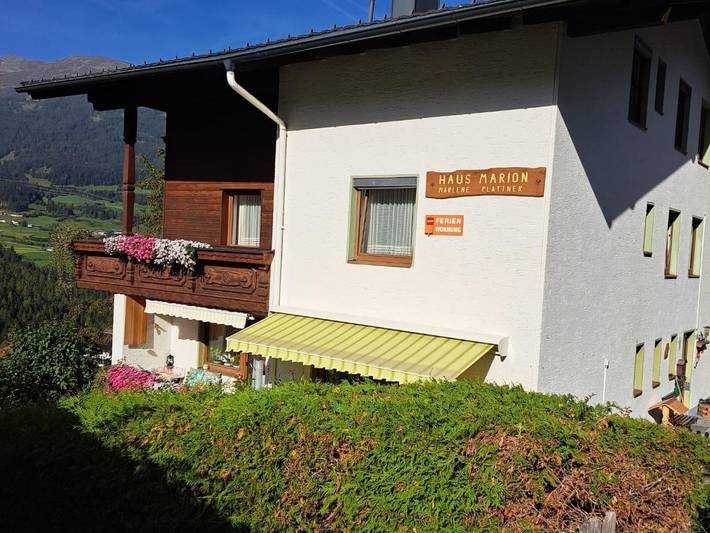 Ferienwohnung für 6 Personen, mit Balkon und Garten im Pitztal