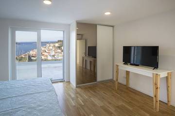 Villa for 7 People in Vis Town, Vis, Photo 1