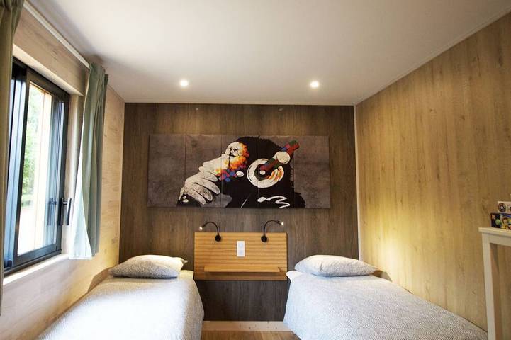 Gîte pour 6 personnes, avec jardin et terrasse à Doucier - 4