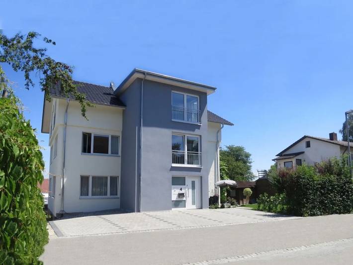 Ferienwohnung für 2 Personen, mit Terrasse und Garten in Konstanz
