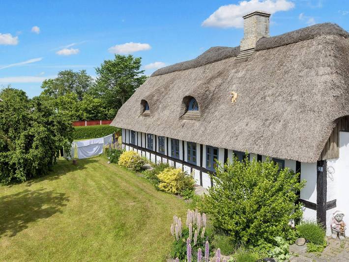 Ferienhaus für 8 Personen, mit Terrasse und Garten am Mariagerfjord