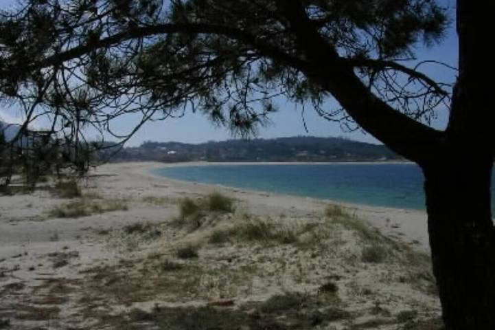 Appartement de vacances pour 4 personnes, avec jardin ainsi que piscine et balcon