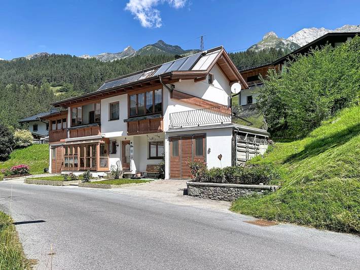 Chalet für 8 Personen, mit Garten und Terrasse am Arlberg