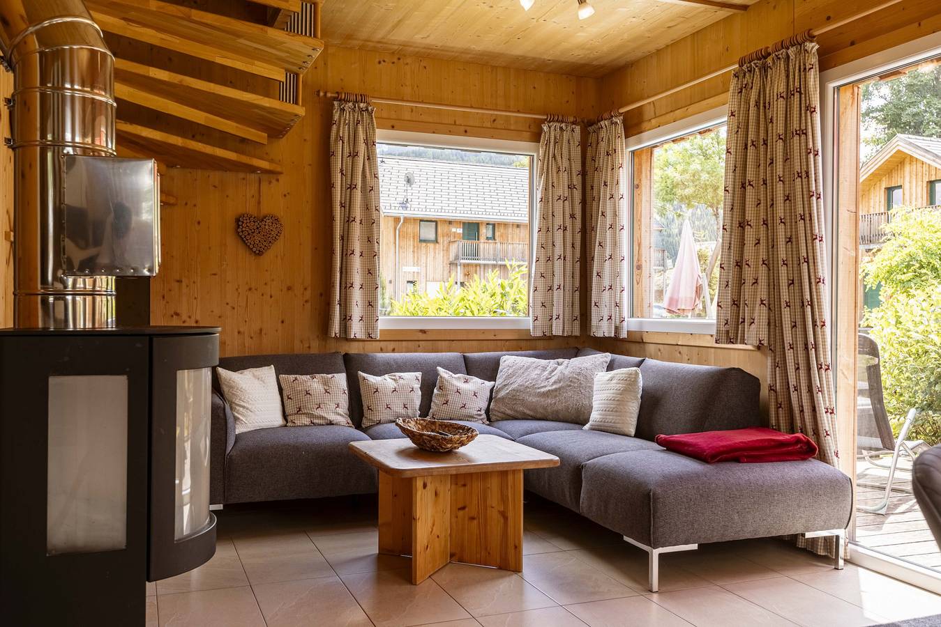 Chalet # 4b mit 3 Schlafzimmer, Sauna & Whirlpool in St. Georgen ob Murau, Sankt Georgen am Kreischberg