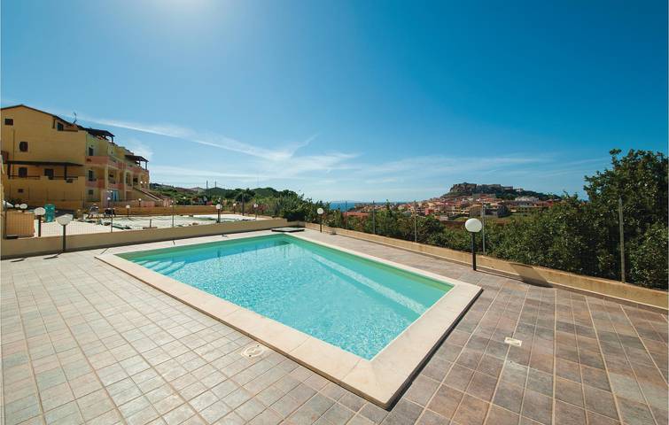Appartamento intero, Accogliente rifugio sulla spiaggia: Parcheggio, AC, Piscina, Terrazza in Castelsardo, Provincia di Sassari