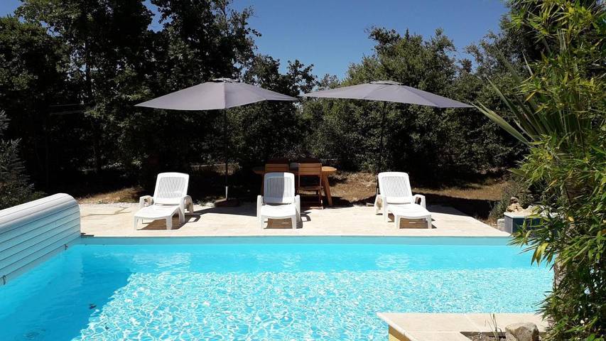 Chambre d’hôte pour 4 personnes, avec vue ainsi que piscine et jardin à Lorgues - 4