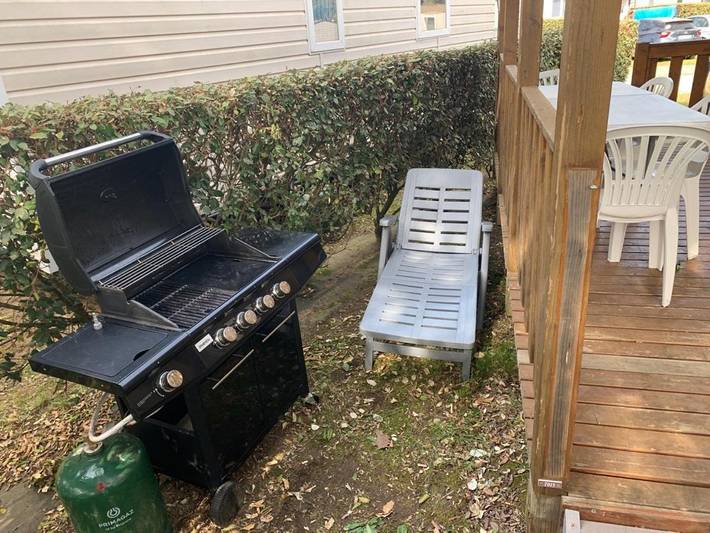 Camping pour 6 personnes, avec vue et bassin pour enfant ainsi que terrasse et piscine à La Tremblade - 3