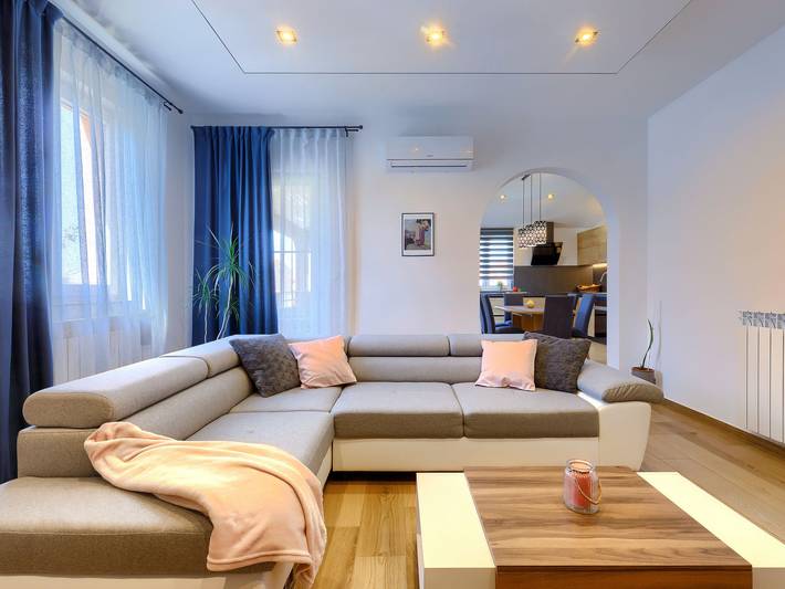 Ferienhaus für 12 Personen, mit Garten und Balkon in Pula-Medulin - 2