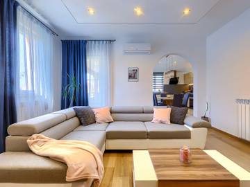 Ferienhaus für 12 Personen in Pula-Medulin, Pula, Bild 1