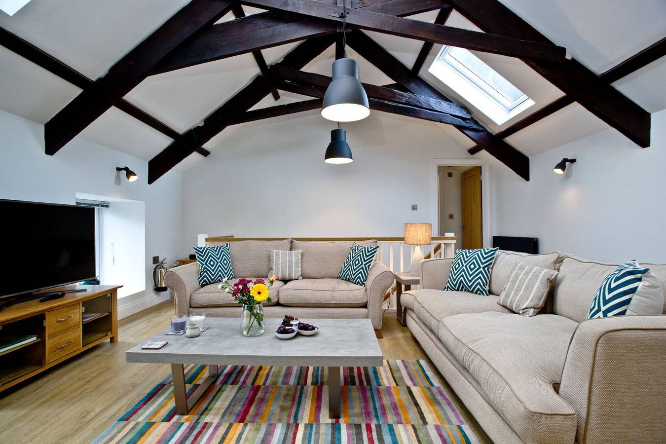 Entire holiday apartment, The Barn, 21 At The Beach in Torcross, South Devon