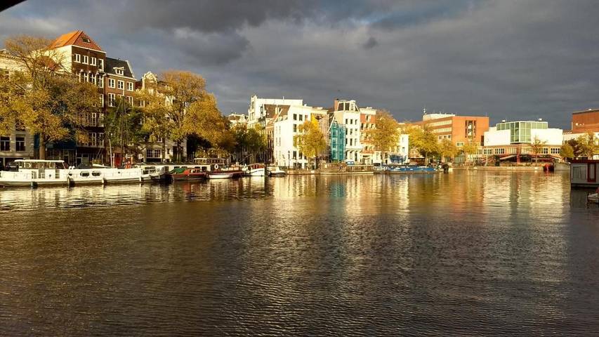 Boot für 4 Personen, mit Terrasse und Ausblick in Amsterdam