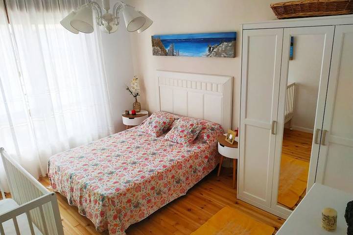 Appartement entier, Appartement Sunny à 2 km de la Plage et de la Montagne in Laredo, Côte Cantabrienne